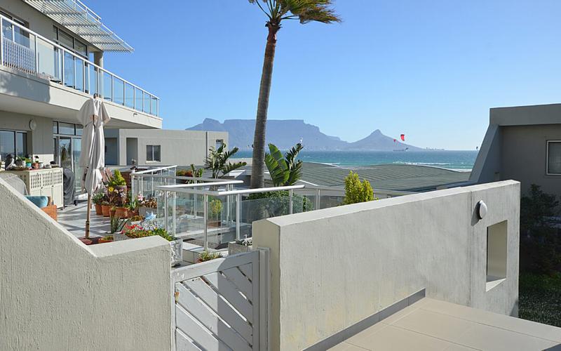 2 Bedroom Property for Sale in Dolphin Beach Western Cape